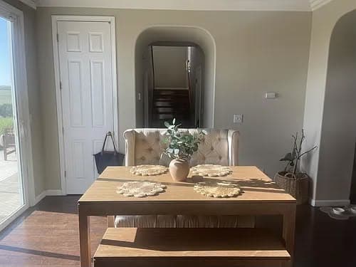 Bright & Spacious 2-Story Home in Natomas!