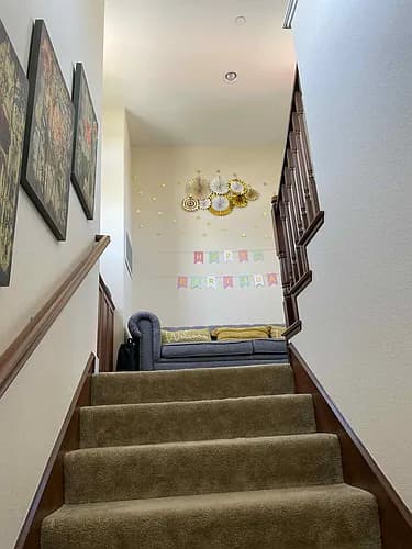1 Rooms Available